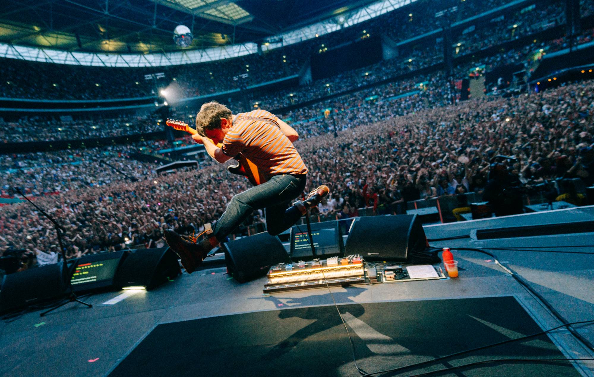 Blur's Graham Coxon live at Wembley Stadium, 2023. Credit: Phoebe Fox